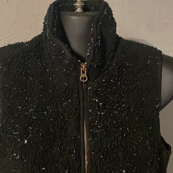 XS Old Navy black insulated sleeveless lined flared hem sweater vest jacket - Picture 6 of 14